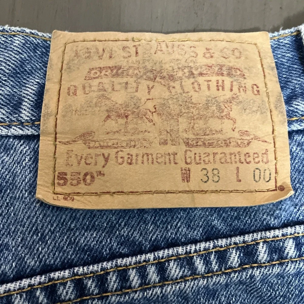 Vintage Levis Shorts Men 38 550 Blue Jean Med Wash‎ Denim Jorts Y2k 90s